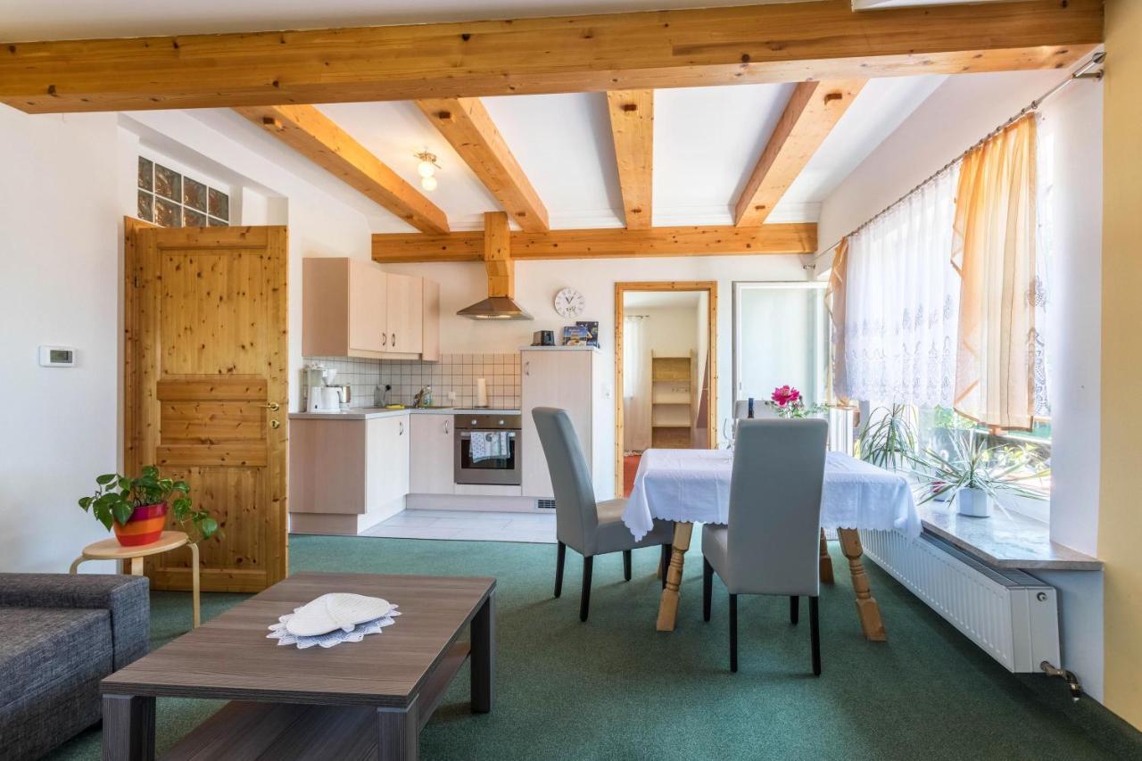 Fewo Im Gaestehaus Maximilian Eggelsberg Экстерьер фото